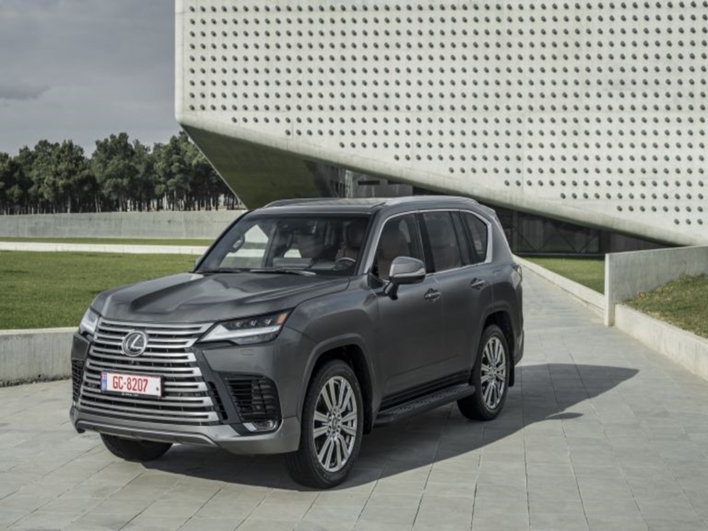 Lexus LX 600